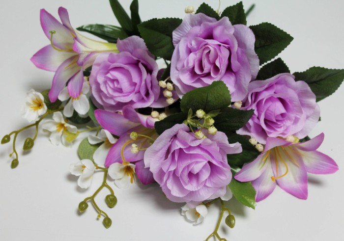 Б12195 Букет композиция с эвкалиптом 10вет.7гол."Женева"46см