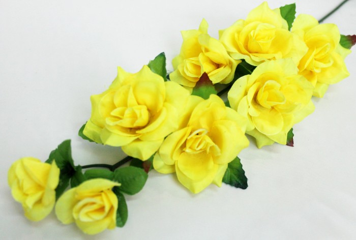 В1009 Б/С Вет. крупная голова розы каскад"Мал.леди"8г.55см(10шт)