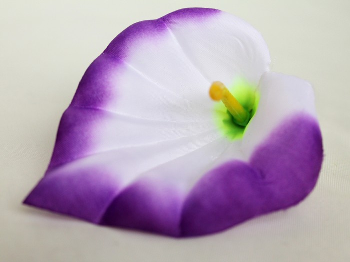 Г10791 Калла"Ручеек"с тычинкой d=10см(600микс)