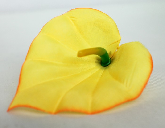 Г10791 Калла"Ручеек"с тычинкой d=10см(600микс)