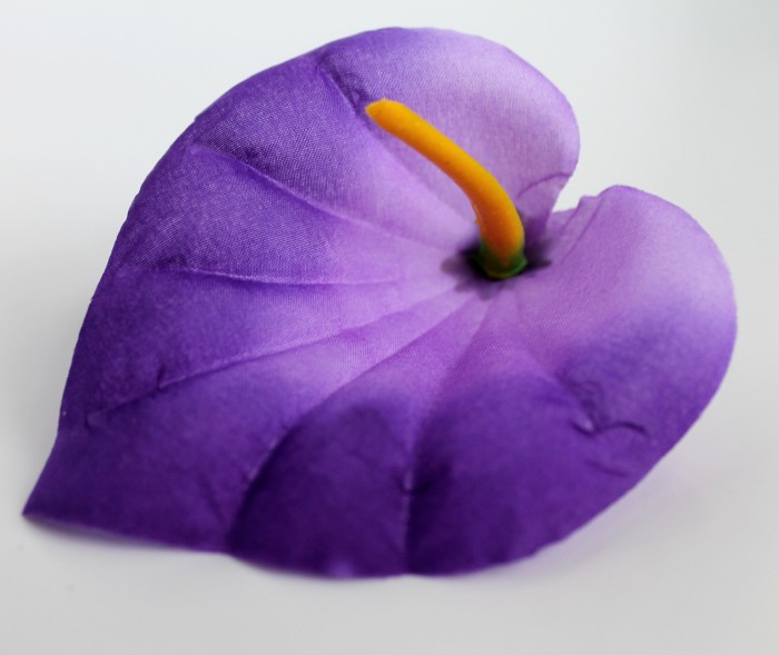 Г10791 Калла"Ручеек"с тычинкой d=10см(600микс)