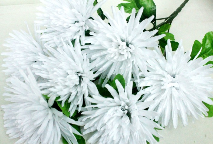 Б7708 Б/С Бук.хризантем игол."Балтика"7г.Н63см(10шт)