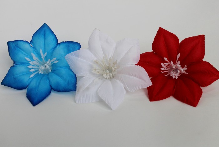 Г10794 Б/С Клематис 3 цвета с тычин."Шмель"d=14см(100шт)