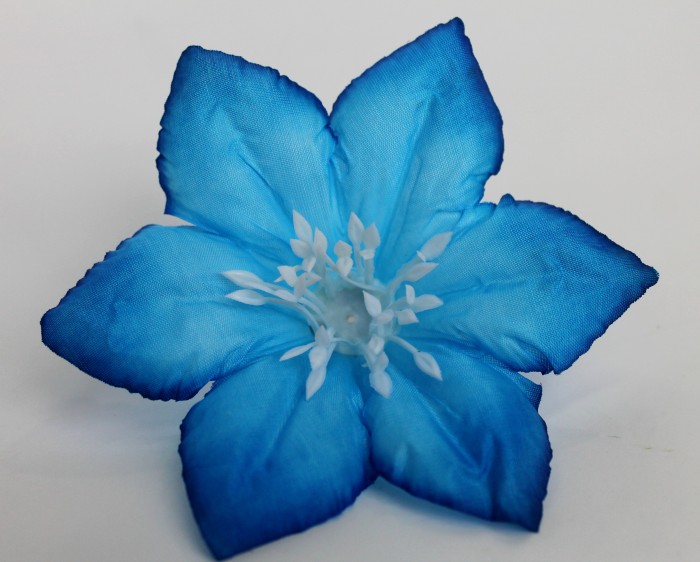 Г10794 Б/С Клематис 3 цвета с тычин."Шмель"d=14см(100шт)