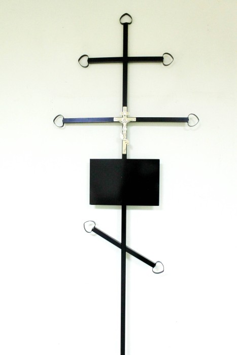 Р5402 Крест на могилу металлический №1 194см