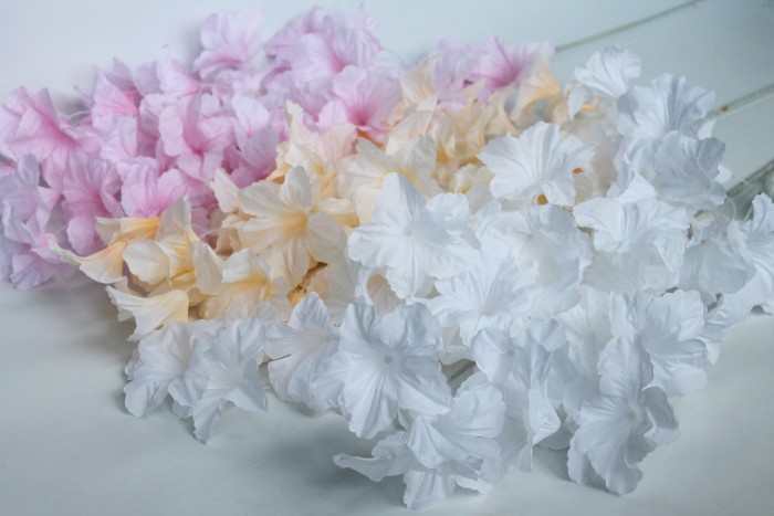 В11534 Б/С Ветка глоксиния-свадебная флористика 3в.57цв.Н110см(5шт)