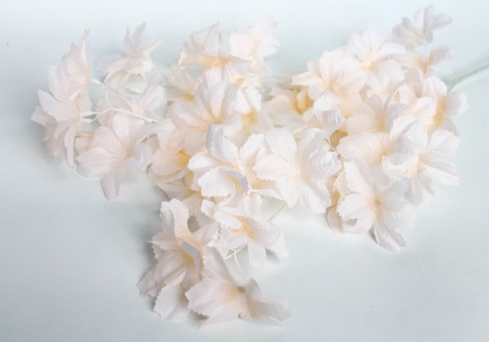 В11539 Б/С Ветка калерия-свадебная флористика 4в.57цв.Н95см(5шт)