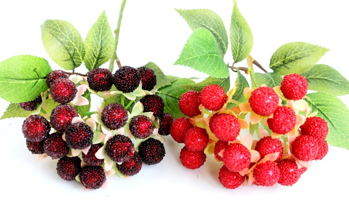 В10559 Б/С Ветка земляника лесная Н35см(4шт)