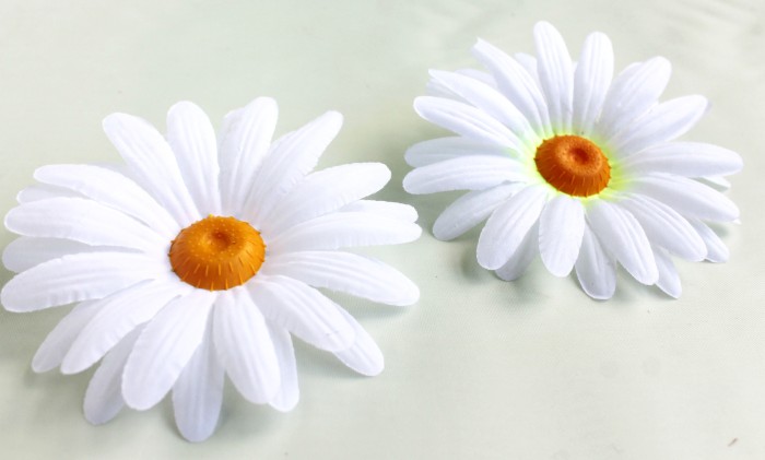 Г460 Ромашка крупная 14см из толстого хлопка с большой желт.серединой(100шт/2000шт)