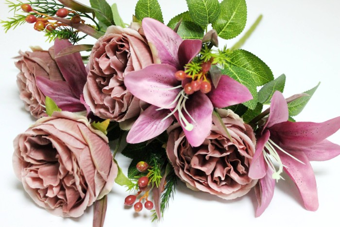 Б11744 Букет пионовидн.роза с лил.10в."Голубка"Н48см(3микс)