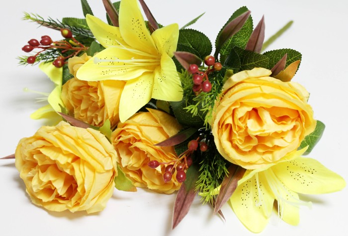 Б11744 Букет пионовидн.роза с лил.10в."Голубка"Н48см(3микс)