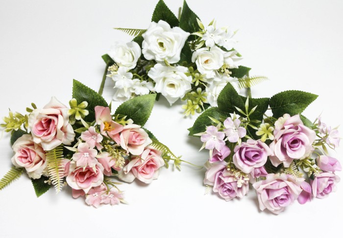 Б12230 Б/С Букет евро роз с добав."Мальта"5в.H29см(10микс)