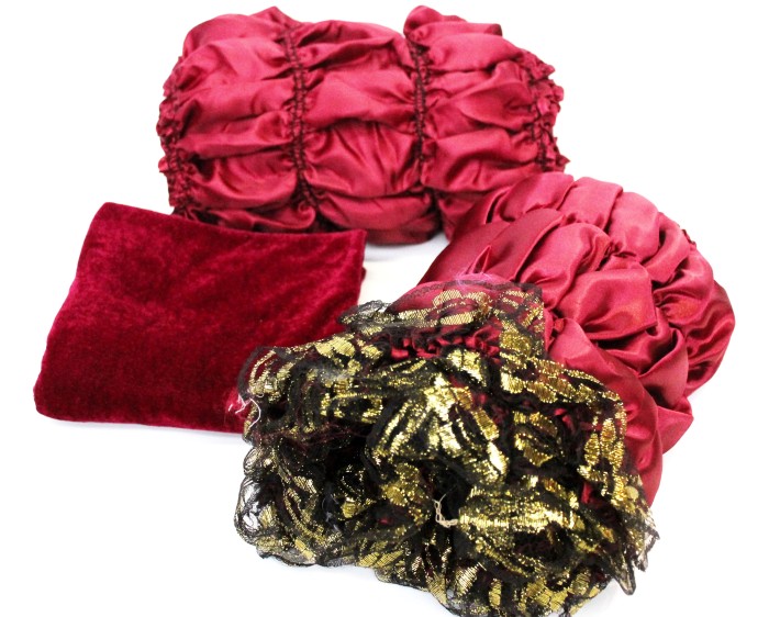 РК1290 Футляр атлас. с кружевом+стрейч