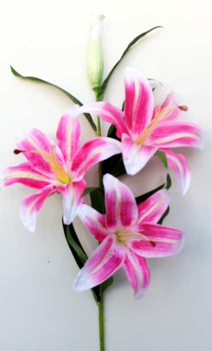 В9011 Б/С Ветка лилии"Янтарная"3г.+1б.Н103см(4шт)