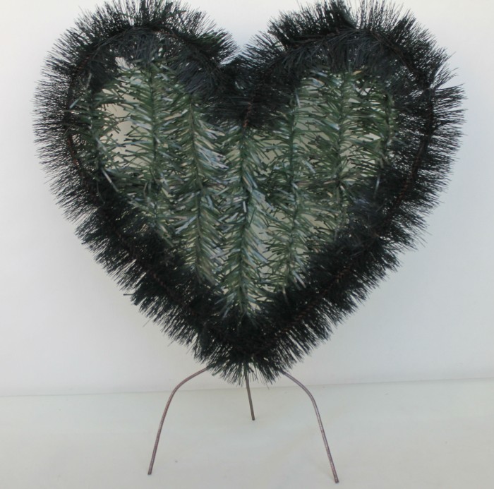 КФ1142 Фон "Сердечко"(ёлка,ерш) h- 45см.