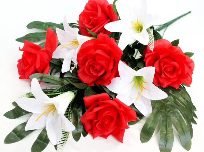 Б11882 Букет веерный роза с лилией и 3 лист.монстеры 9в.65см