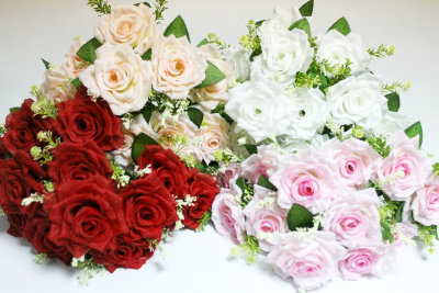 Б12023 Б/С Букет роз 12 голов с доб.&quot;Богема&quot;44см