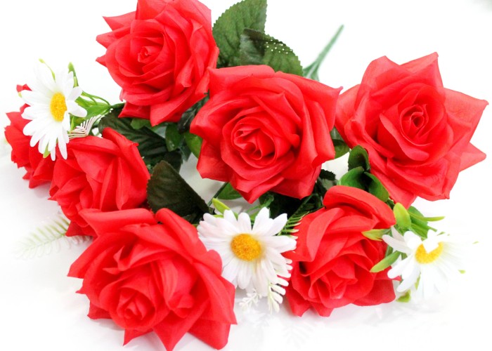 Б11884 Букет 7 роз и 3 ромашки с добавками 10вет.47см(10шт)