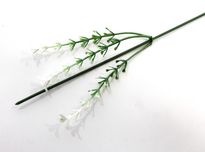 Г11959 Ветка-добавка с белым цветочком 10см(упак-650шт)