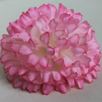 Бело-розовый
