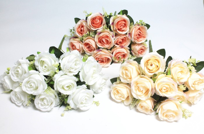 Б12241 Б/С Букет 11 голов крупных роз"Баронесса"Н50см(3микс)