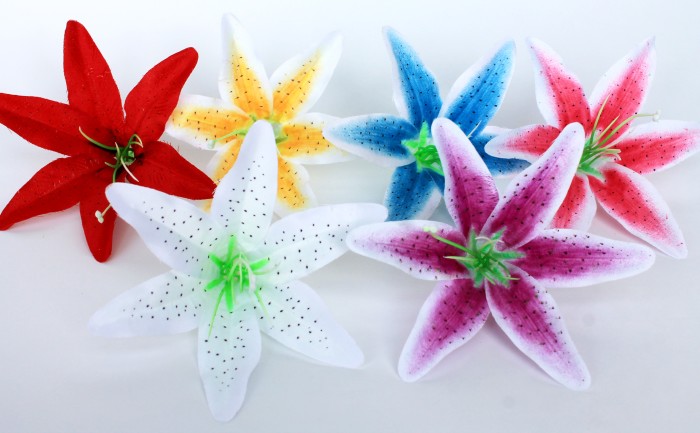 Г10922 Голова Лилии пятнистая"Тигра"d=15см(20шт)