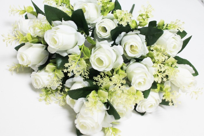 Б12024 Б/С Букет роз 18 бутонов с доб."Аваланж"52см(4микс)