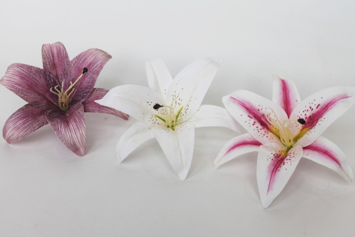 Г11747 Голова евро-лилии из латекса большая 21см(20шт)