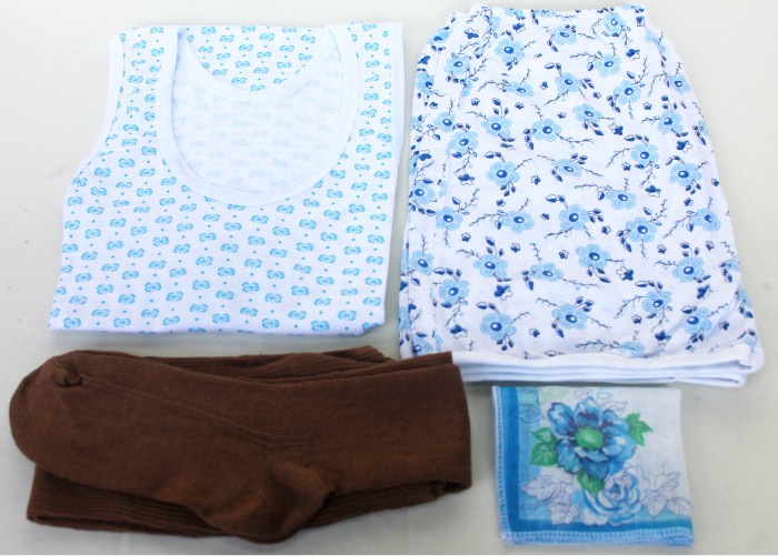 Р7211 Б/С Комплект 4 (майка,пантолоны,чулки,нос.платок)