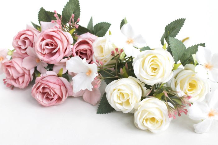 Б11970 Б/С Букет евро роз"Лорена"5в.29см(10шт)